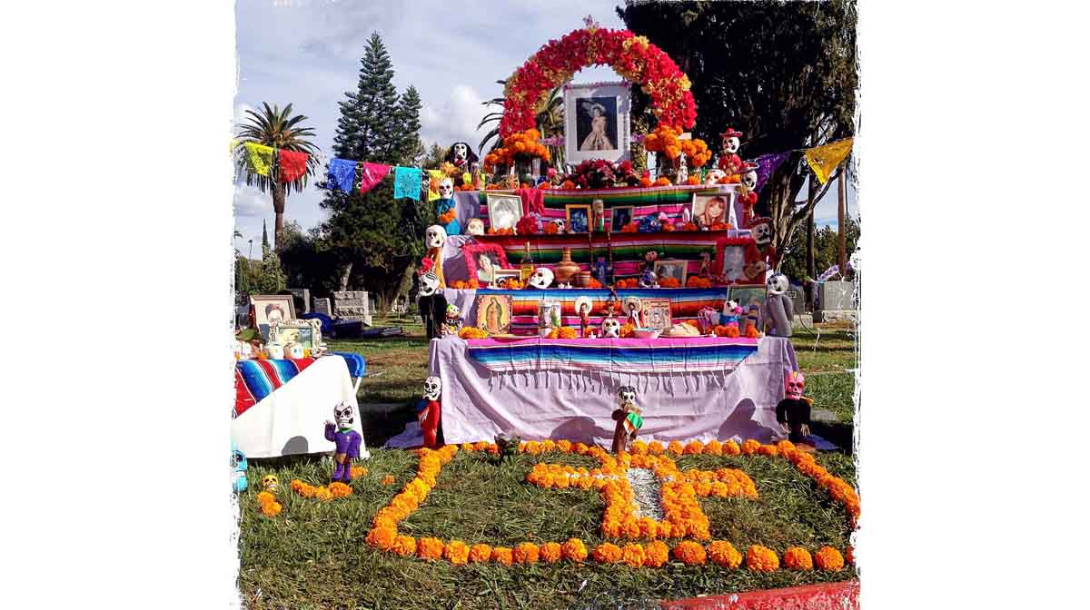 Altar del Día de Muertos