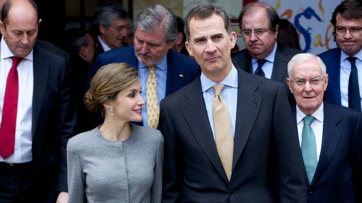 Letizia Ortiz Rocasolano (50) y Felipe VI de España (54)