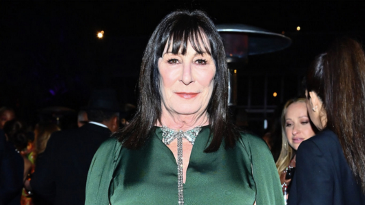 Anjelica Huston