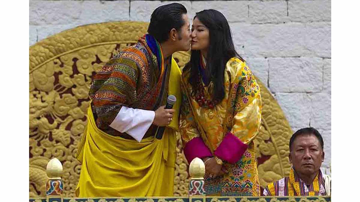 Rey Jigme y la reina Ashi Jetsun