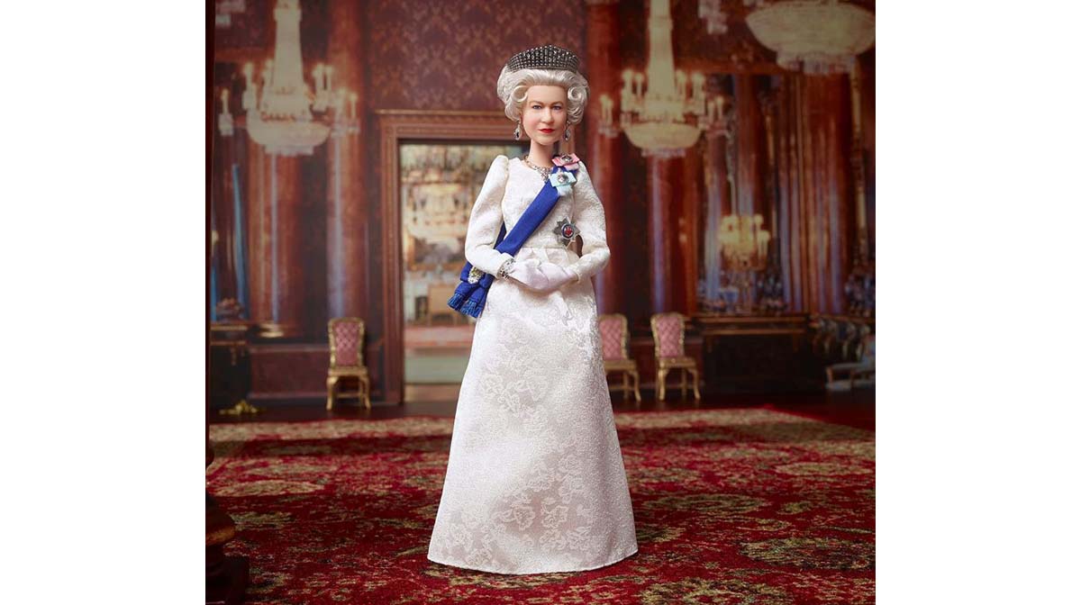 Todos los royals que tienen una muñeca Barbie: de Maria Antonieta a la reina Isabel II