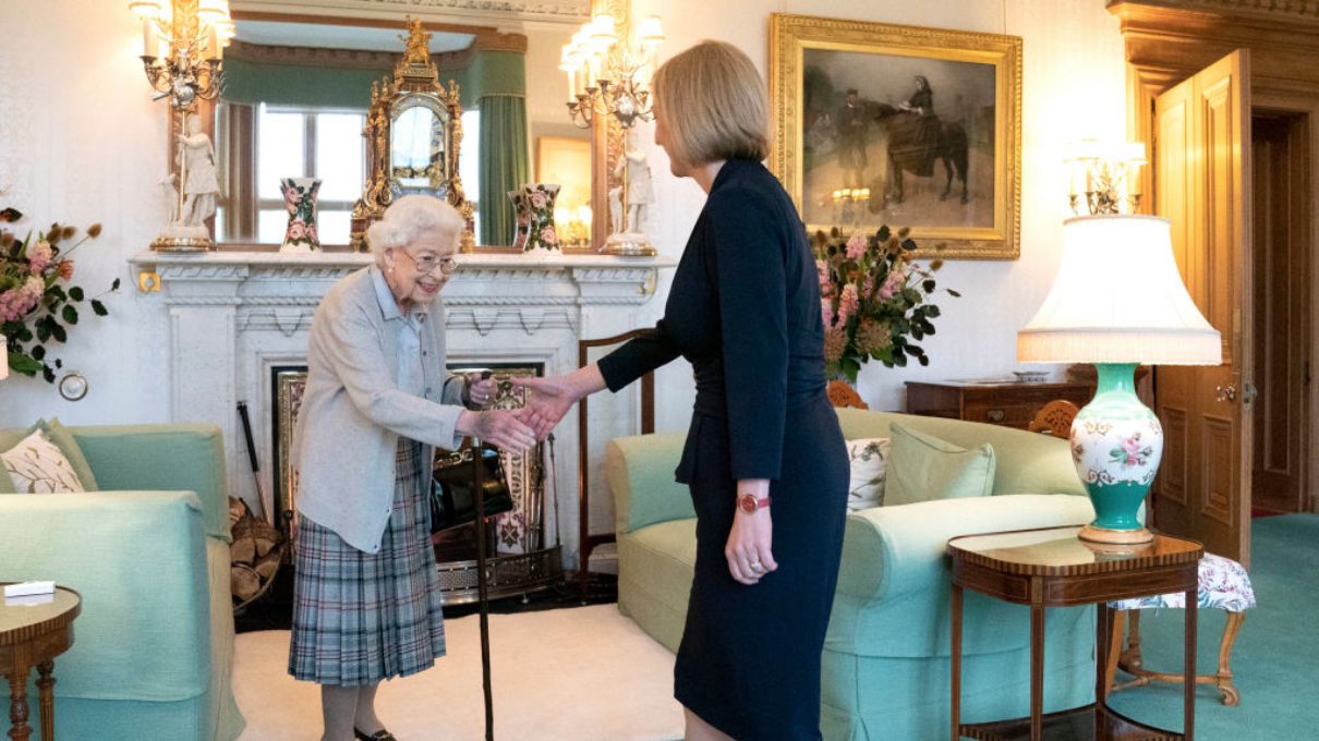 Primer ministro Liz Truss y la reina Isabel